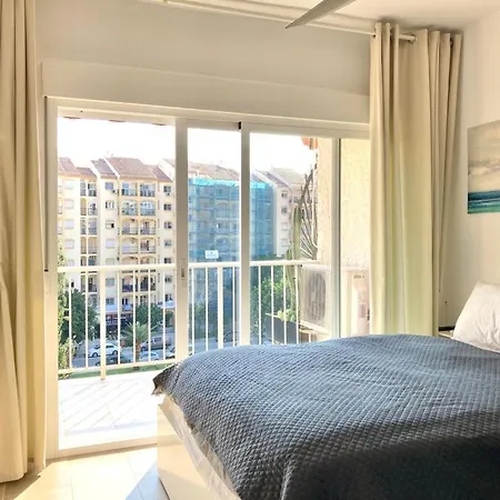 Lejlighed Top Floor With Two Balconies